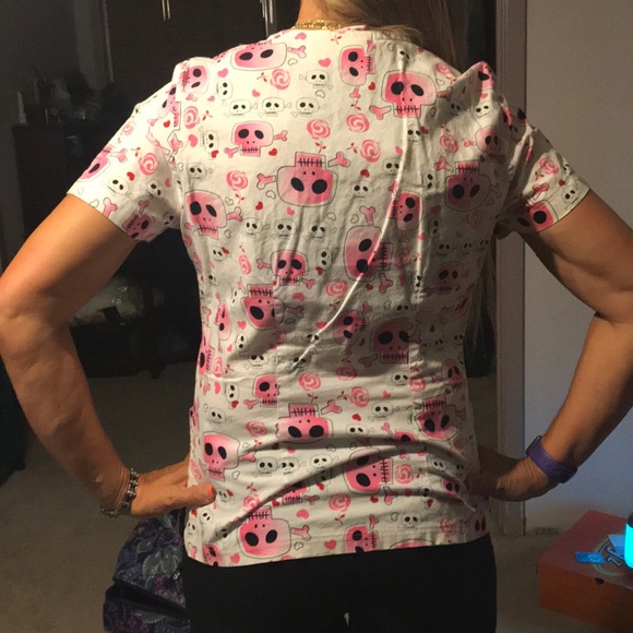 Scrub top - Picture 2 of 2